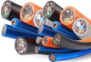 3893