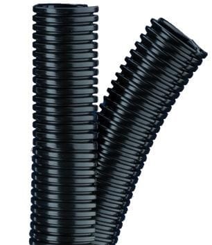 3835